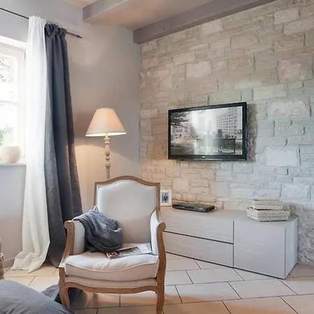 Divina Holiday home Divsici